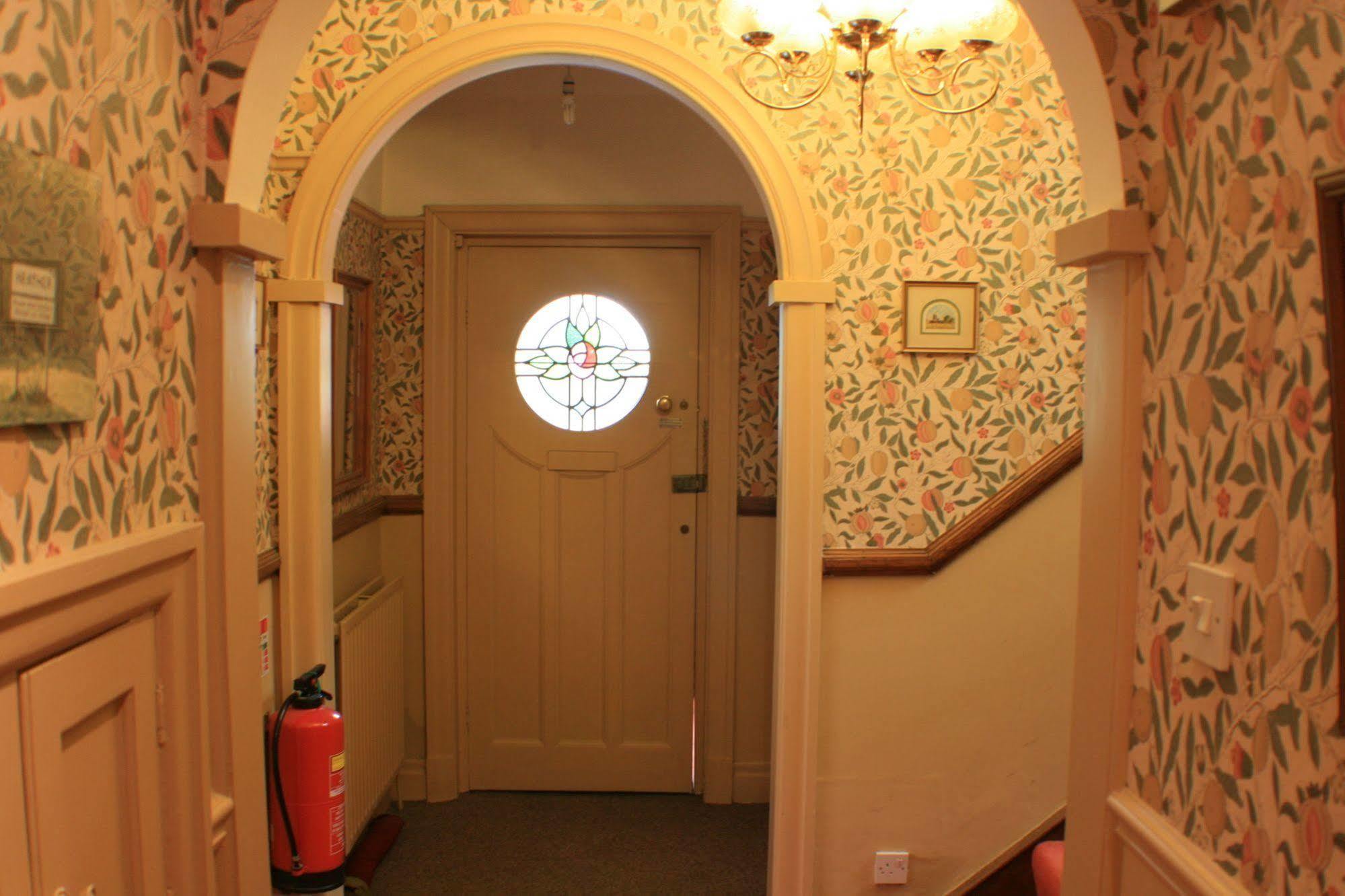 The Heathers Guest House Йорк Экстерьер фото